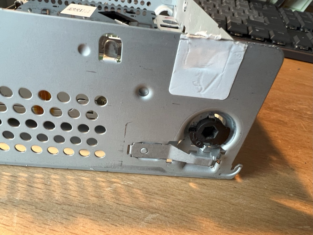 Porsche PCM 3.0 Multimedya Bayonet Kilidi görsel 2