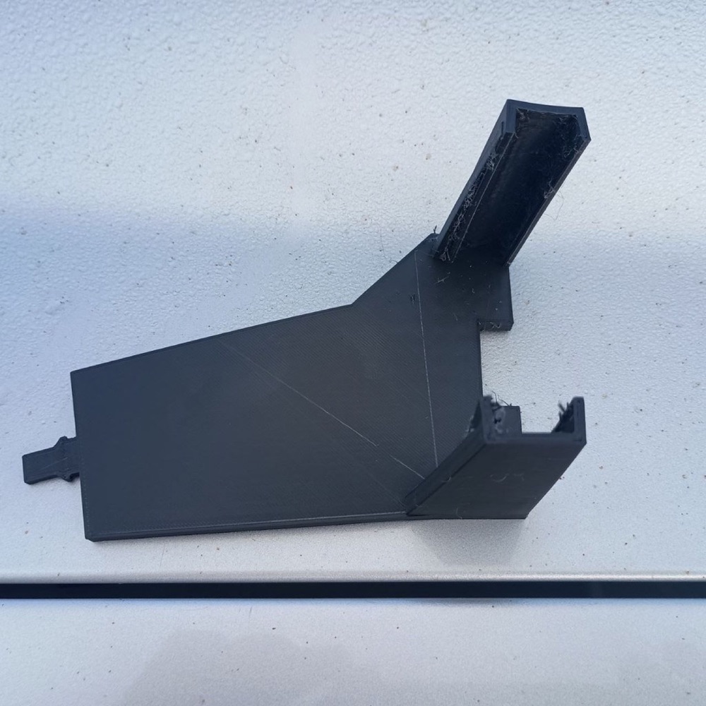 Ford F-150 Yolcu Tarafı Telefon Tutucusu görsel 3