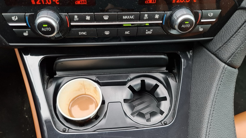 Bardaklık Küçültme Eki (BMW 640 Uyumlu)