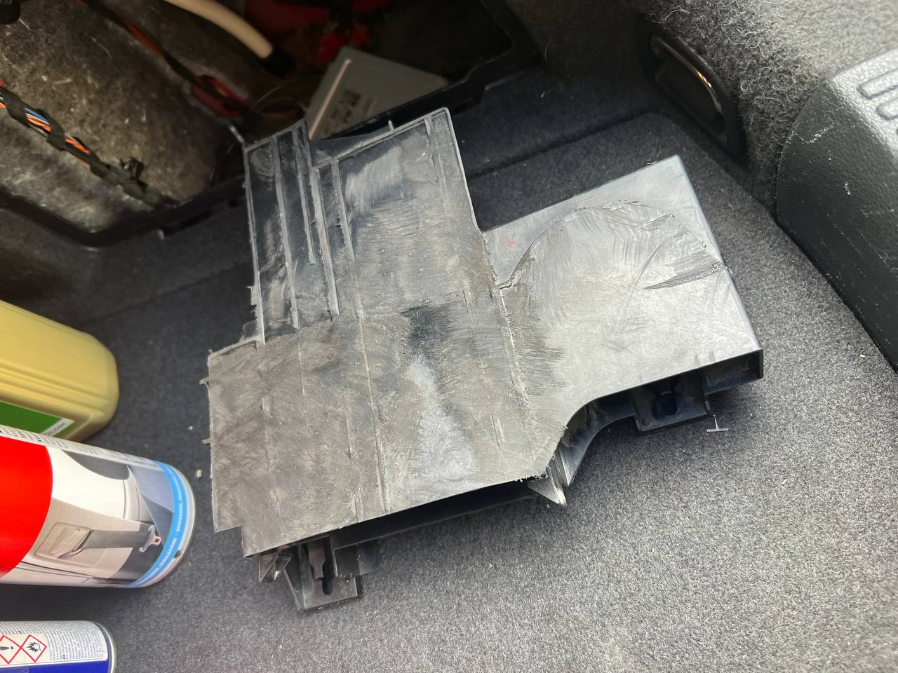Audi A3 8V Sedan Arka Saklama Bölmesi görsel 2