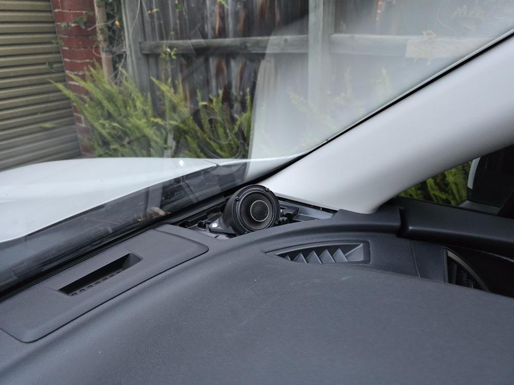 Subaru Forester (SK) Açılı Tweeter Braketi (2019+) görsel 2