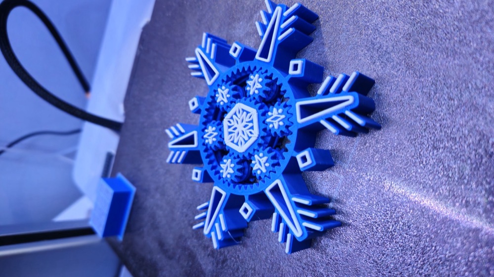 Kar Tanesi Planet Dişli Fidget (Dişli Çarklı, Parmakla Çevrilen)