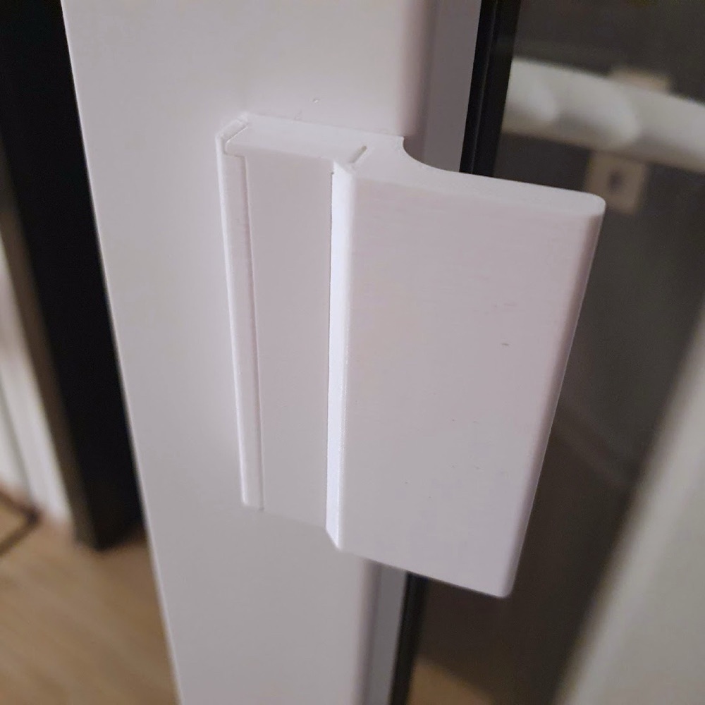 Balkon Kapısı Kolu (Güçlendirmeli, Vida Kapaklı, 70 mm)