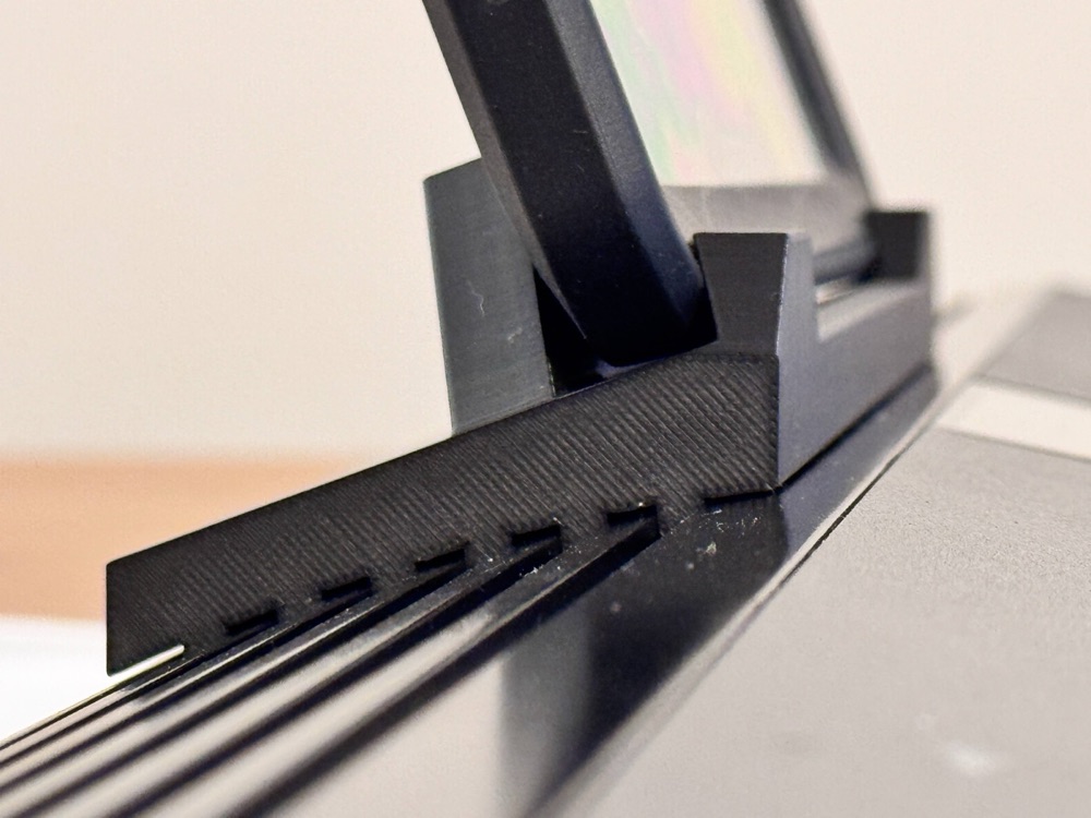 Roland GO Piano / GO Keys Tablet ve Telefon Standı görsel 4