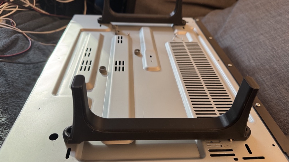 Yamaha HTR-4063 / R-V467 Receiver Sehpası görsel 3