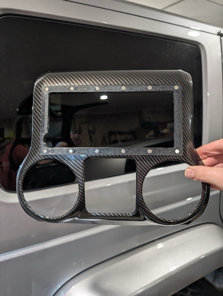 Jeep Wrangler JK Manyetik Tablet Çerçevesi