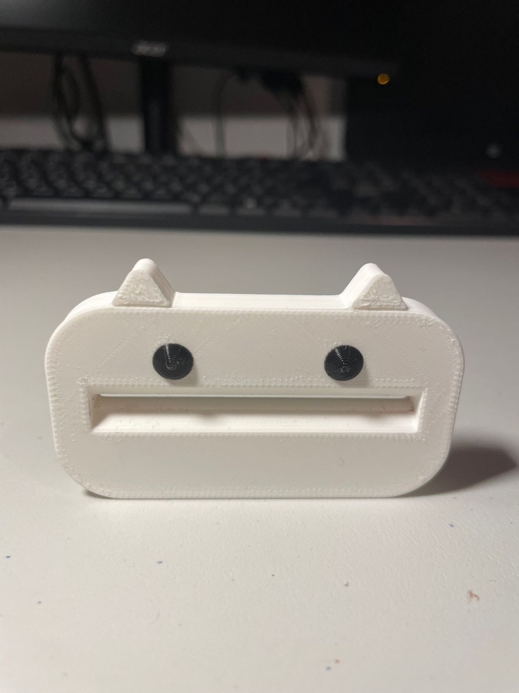 Sevimli Yüzlü Macun Sıkıştırıcı (Kedi Kulaklı) görsel 2