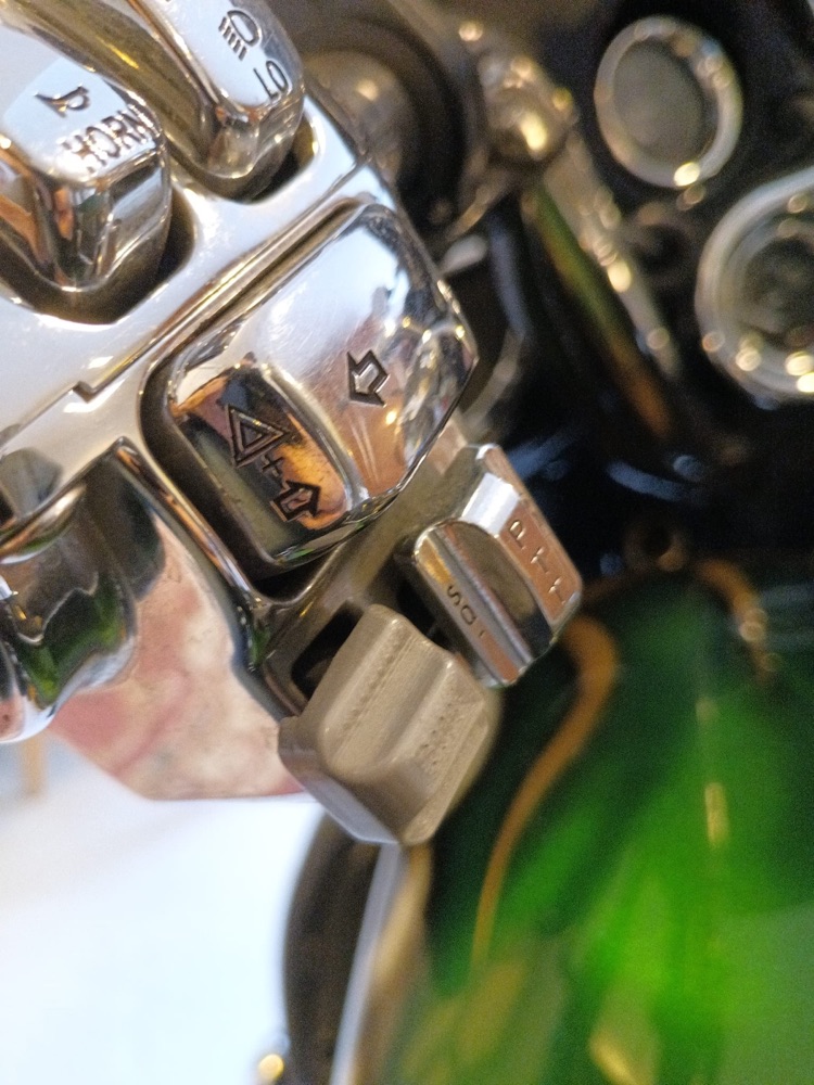Harley-Davidson Electra Glide Radyo Düğmesi Kontrolü