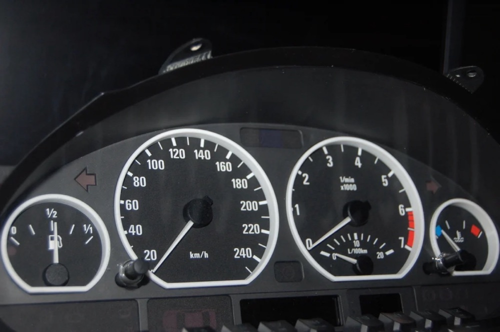Gösterge Halkaları (BMW E46 Uyumlu)