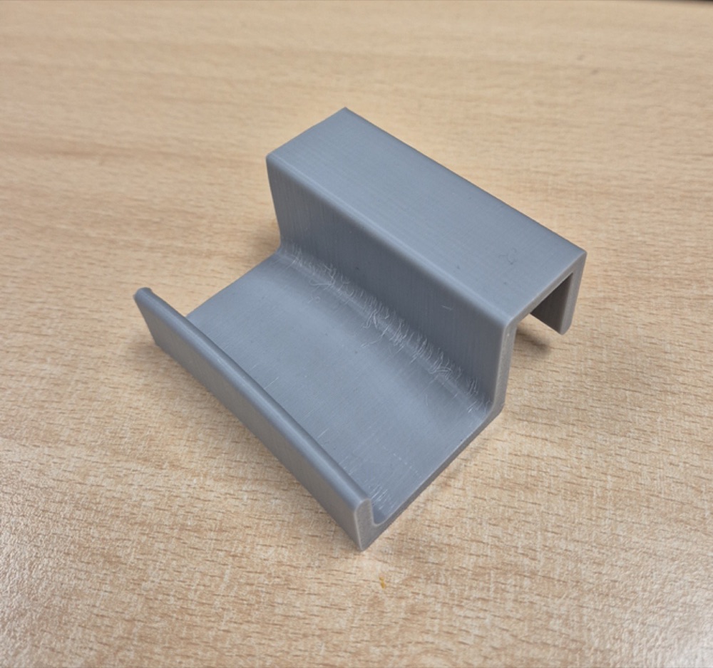 Masa Altı Kulaklık Askısı (18 mm Genişlikli, Ölçeklenebilir)