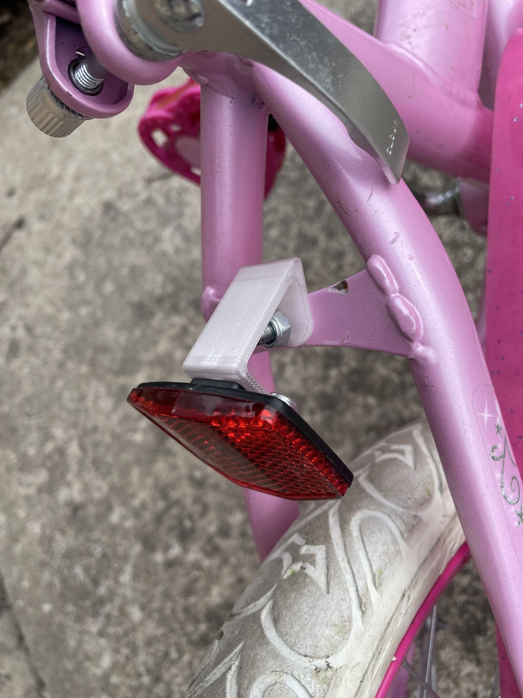 Bisiklet Arka Reflektör Braketi görsel 3