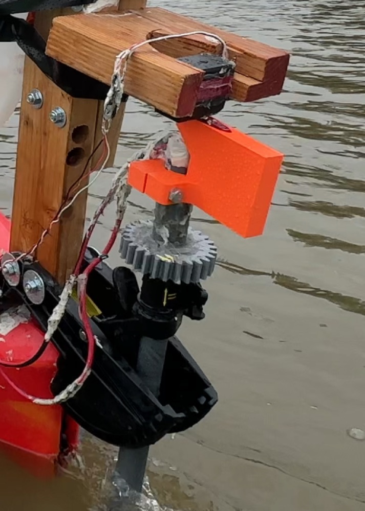 Kayak Trolling Motor Direksiyonu Icin Servo Kolu Baglantisi