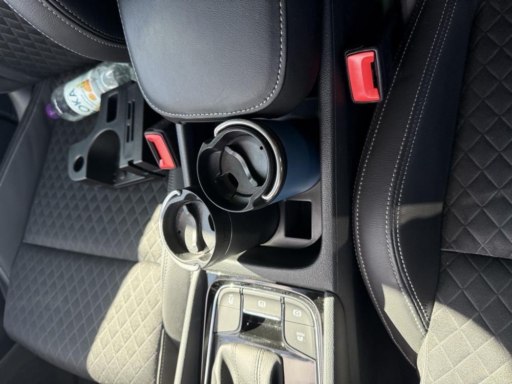 Skoda Karoq Orta Konsol Büyük Bardaklık Insert