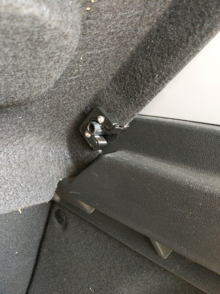Citroen C3 arka raf klipsi