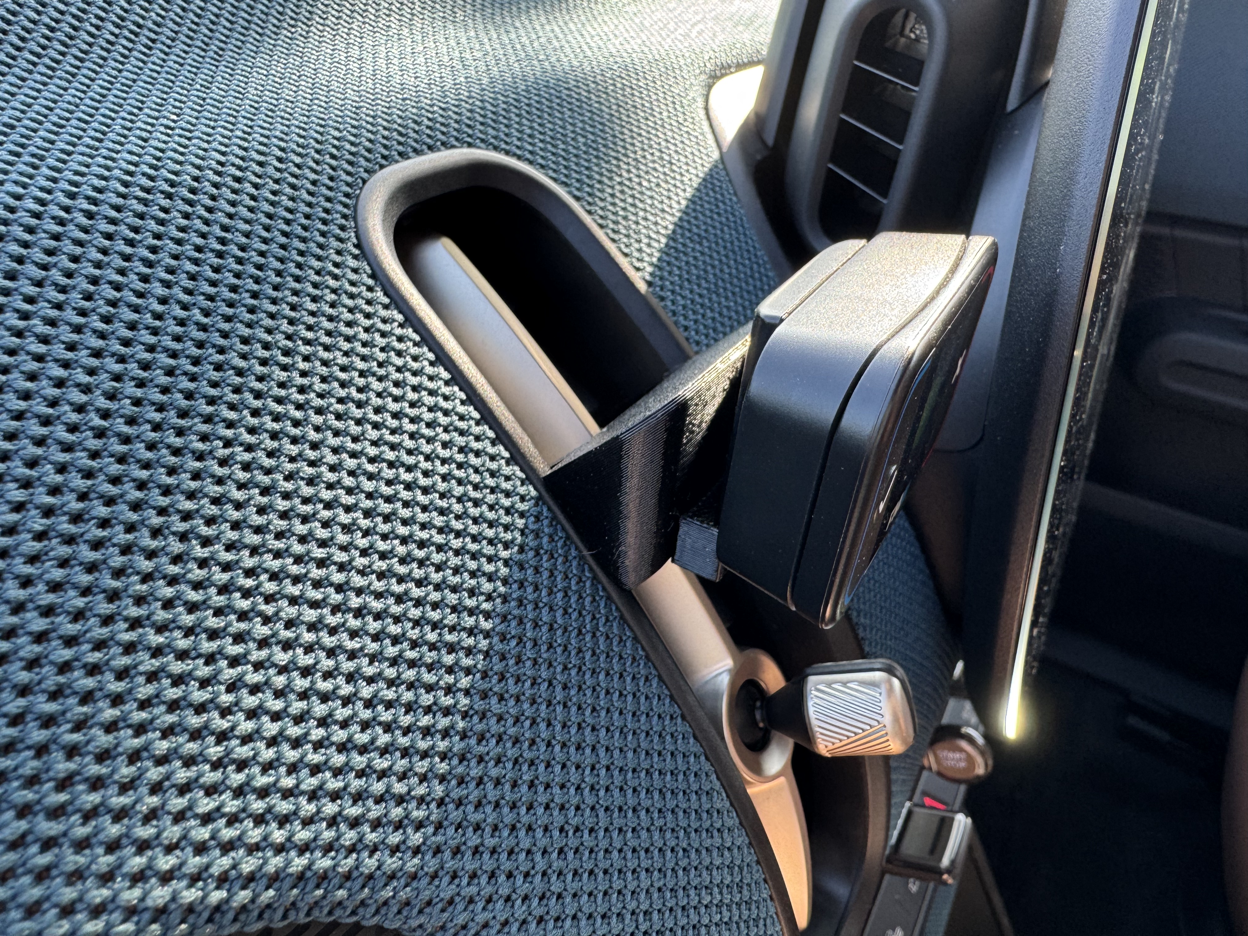 MINI Countryman U25 Hız Uyarı Tutucusu görsel 2