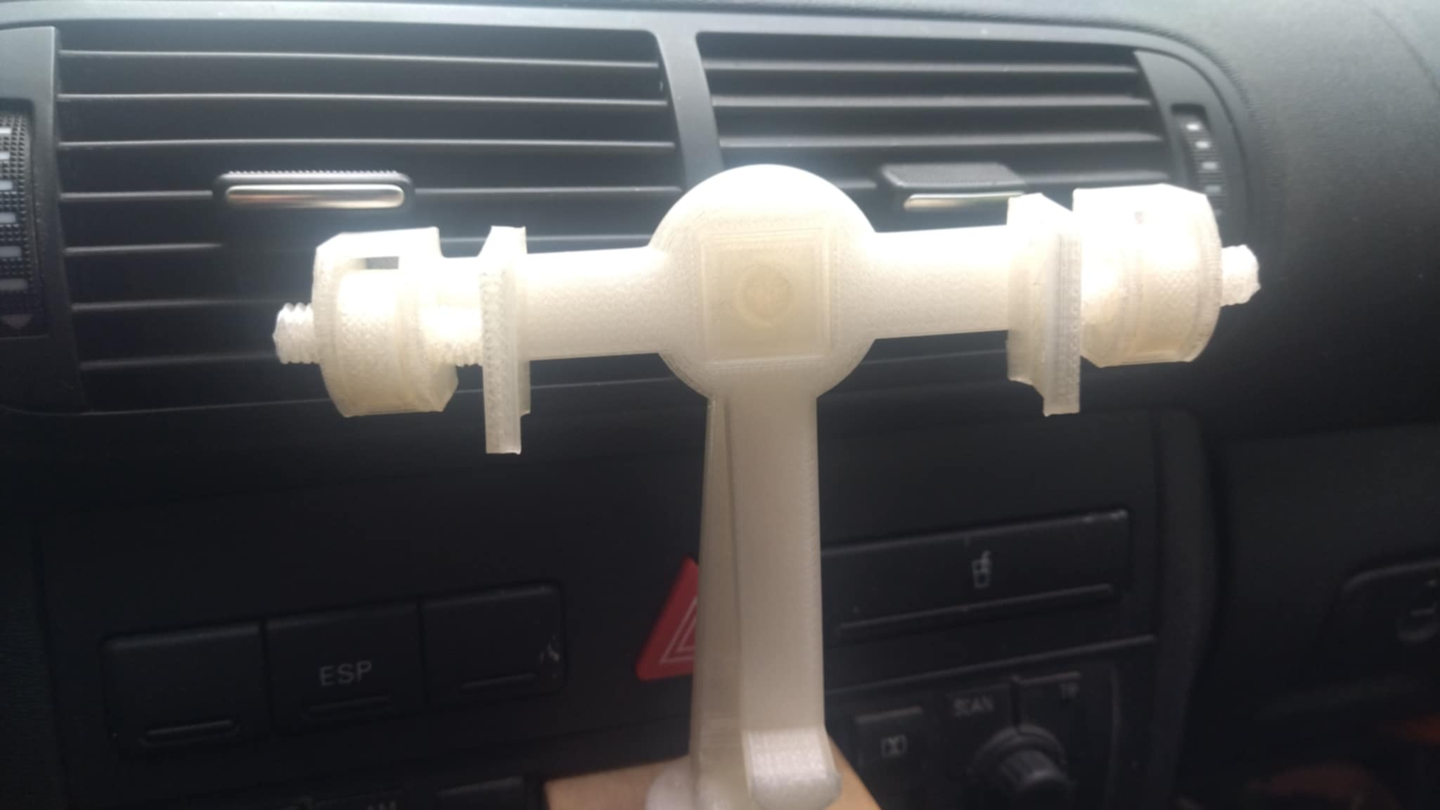 Audi/VW CD Yuvası Telefon Tutucusu