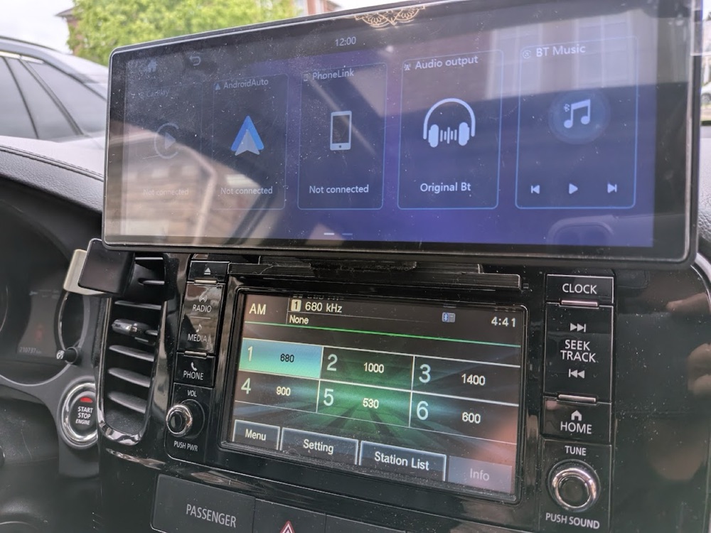 Mitsubishi Outlander (2016) CD Yuvası Ekran Tutucusu görsel 2