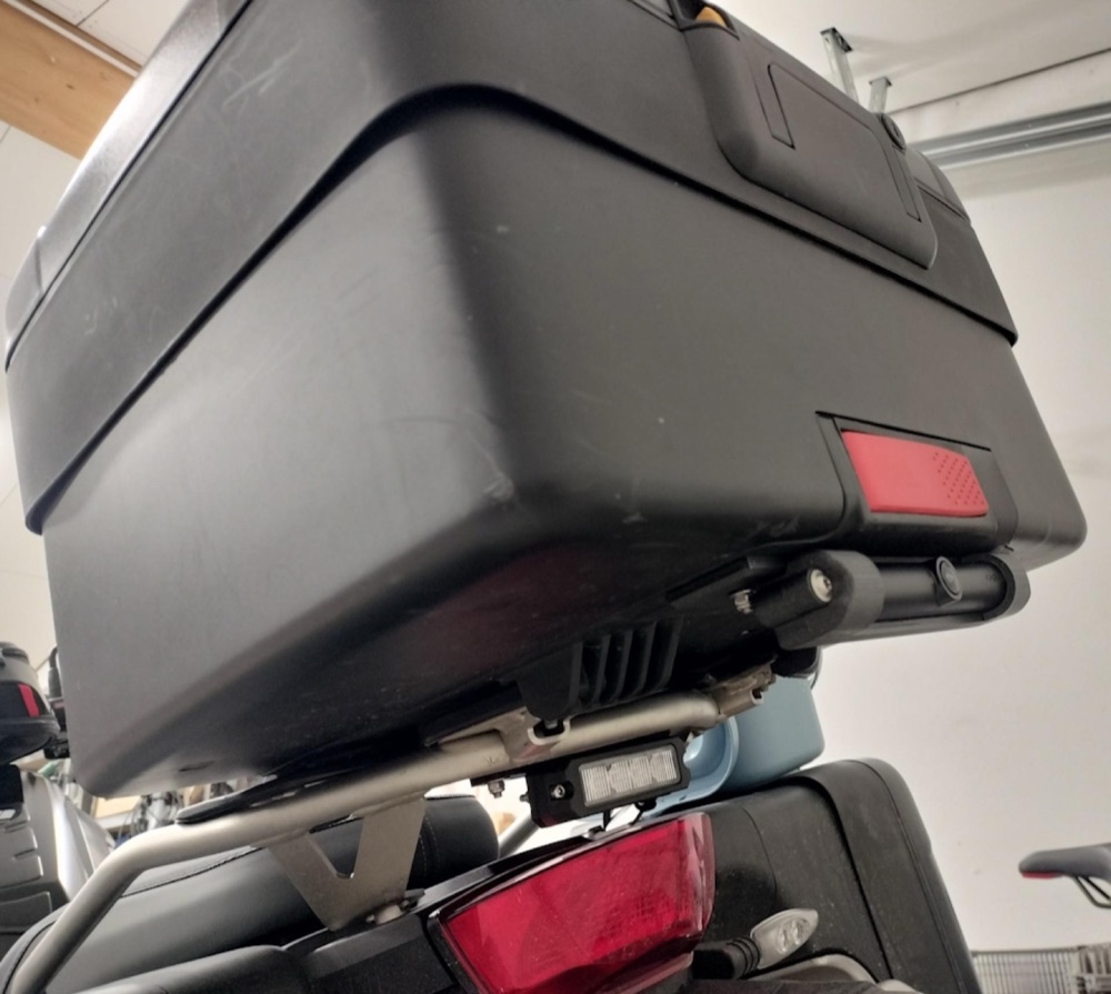 Garmin BC 40 Kamera Montajı (BMW Vario Top Case Uyumlu) görsel 2