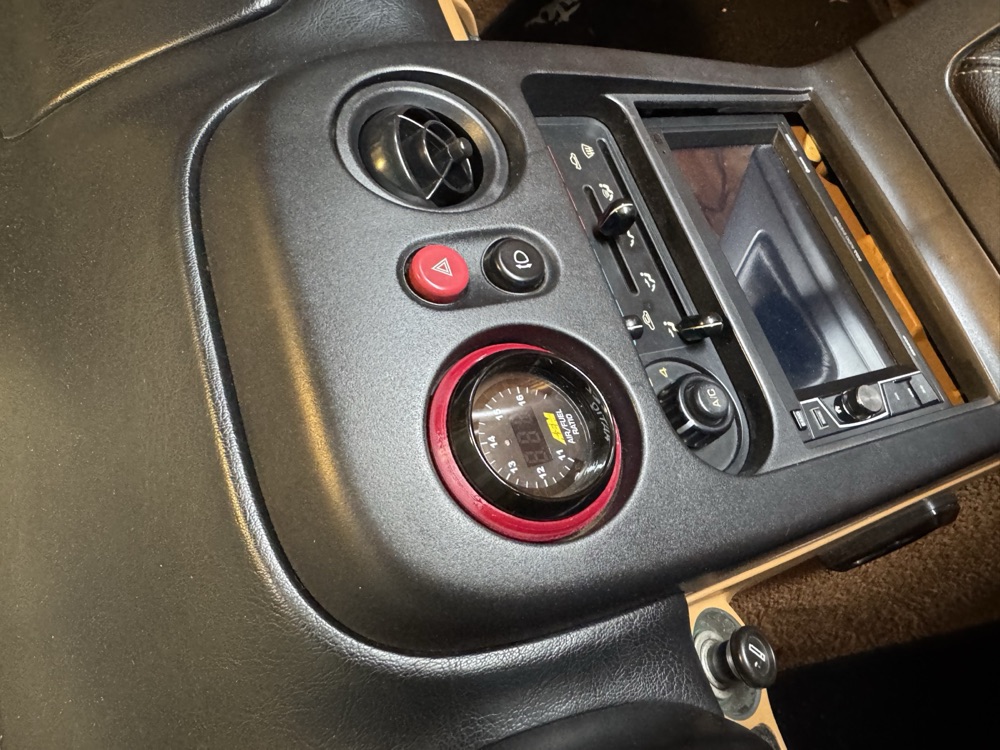 Miata AEM Wideband Gösterge Menfez Adaptörü