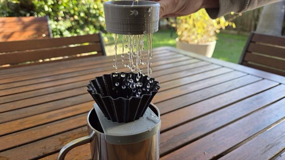 Hario V60 Kahve Makinesi Yağmur Başlıklı Pour Over Seti görsel 2