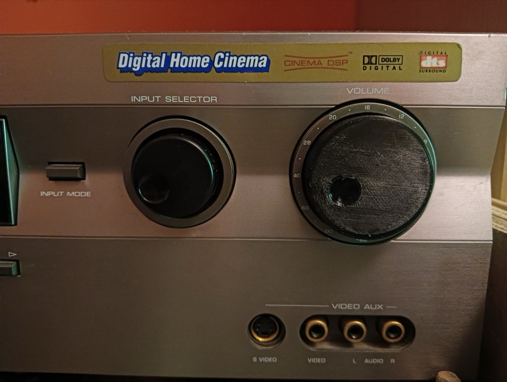 Yamaha DSP-A5 Ses Düğmesi