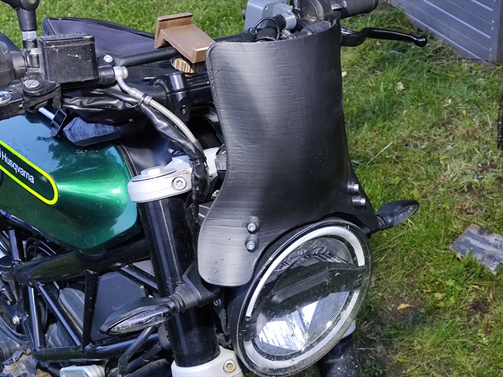 Husqvarna Svartpilen 401 Ön Cam (Flyscreen) görsel 2
