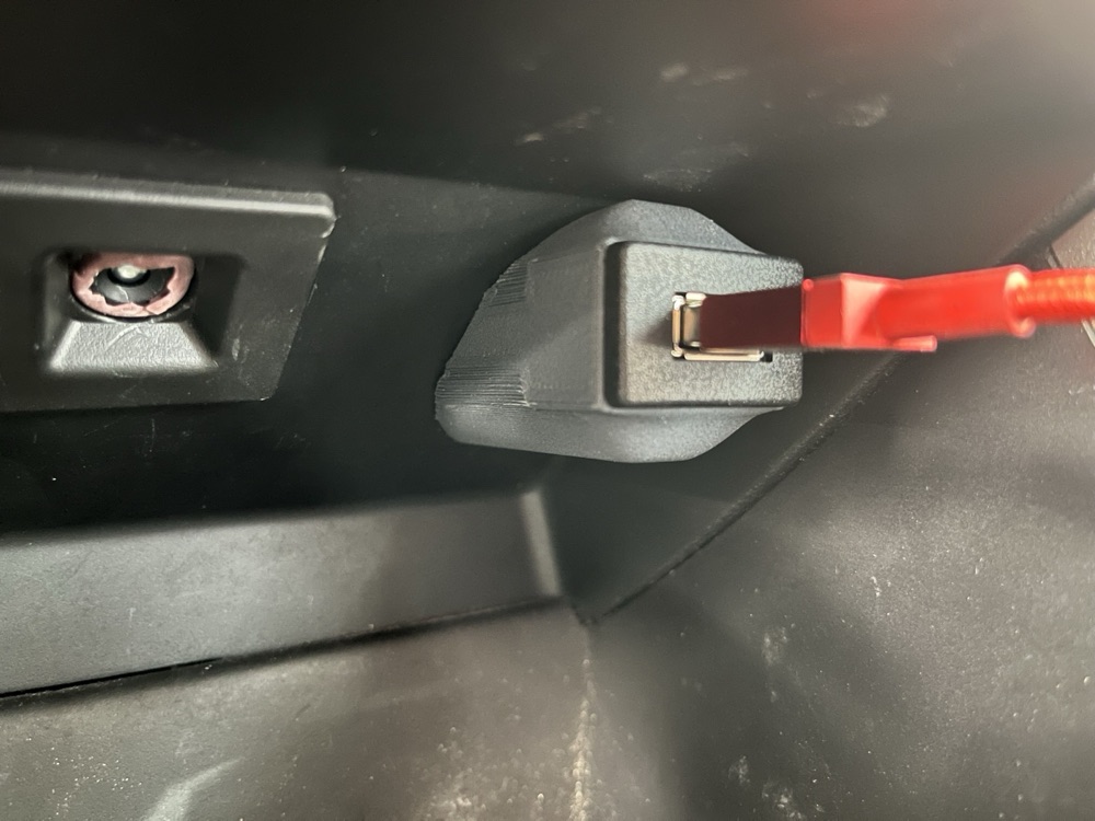 Subaru Forester Saklama Gözü USB Braketi (2009-2013)
