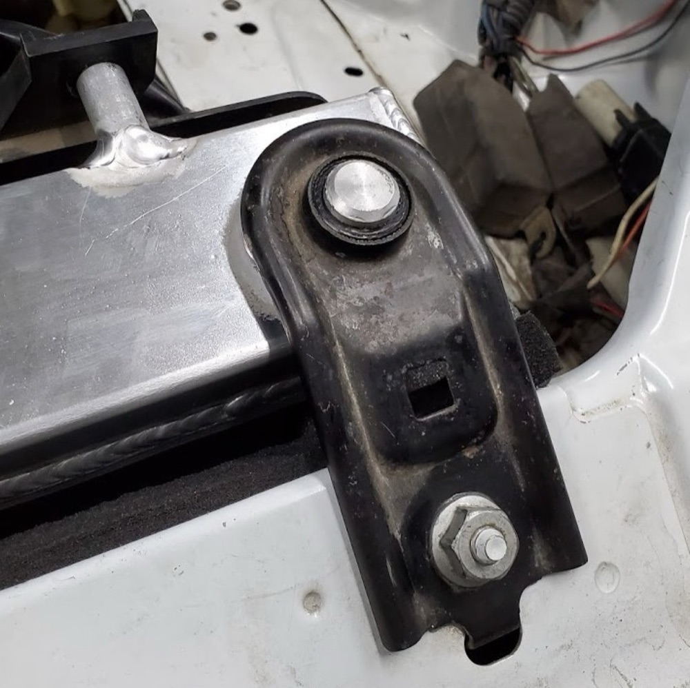 Mazda Miata Alüminyum Radyatör Ara Parçası