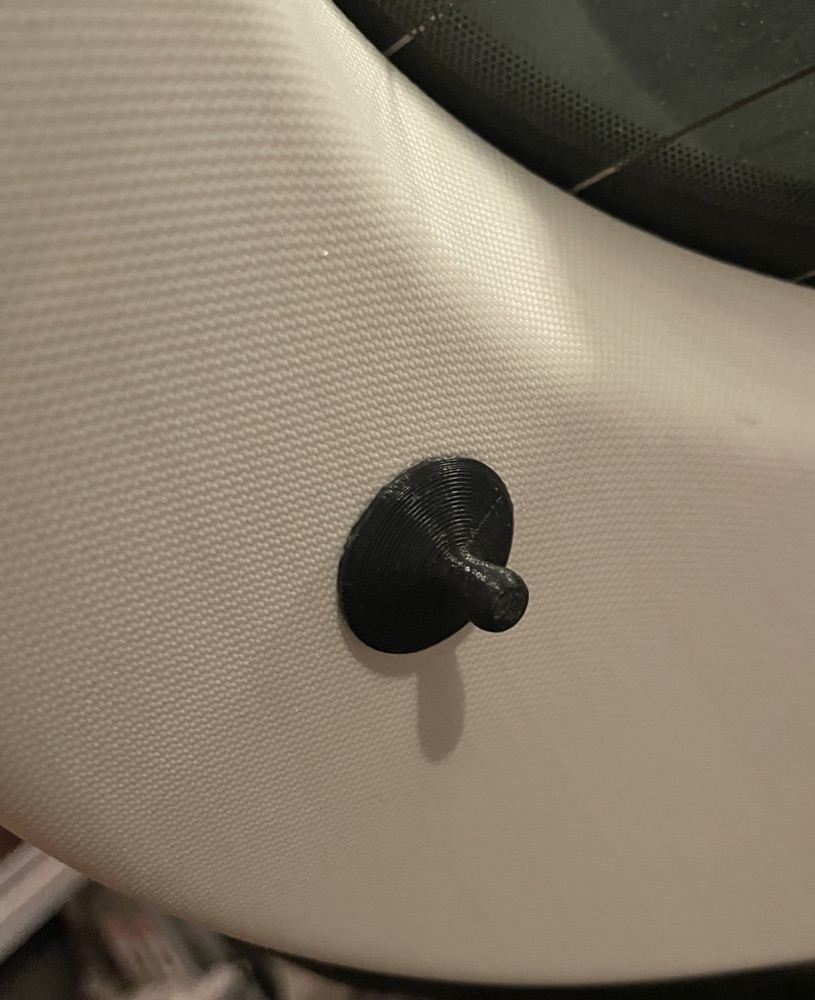 Ford Focus Hatchback Bagaj Kapağı Klipsi görsel 2