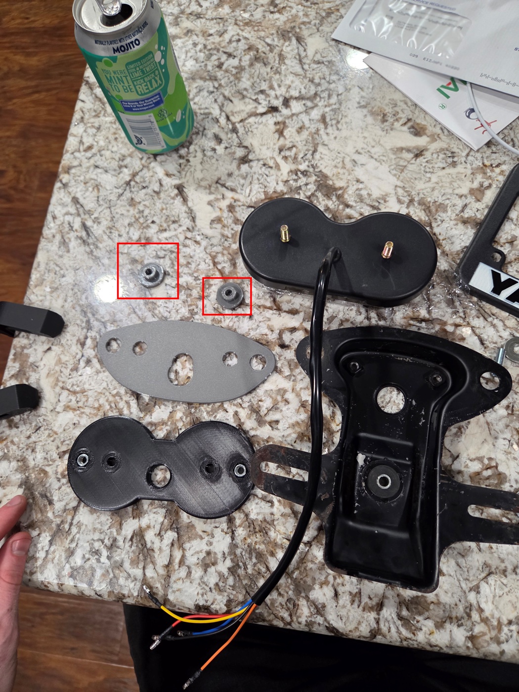 Kawasaki Arka Stop Lambası Titreşim Sönümleyici 92075-091