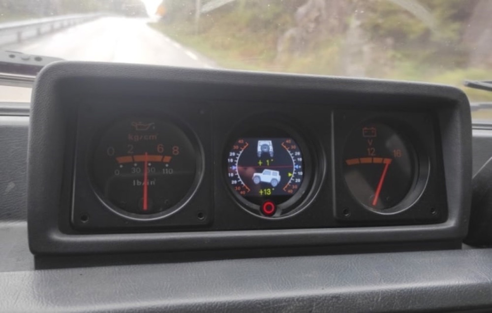 Mitsubishi Pajero 1 Eğim Göstergesi Konsol Adaptörü (Autool X95) görsel 3