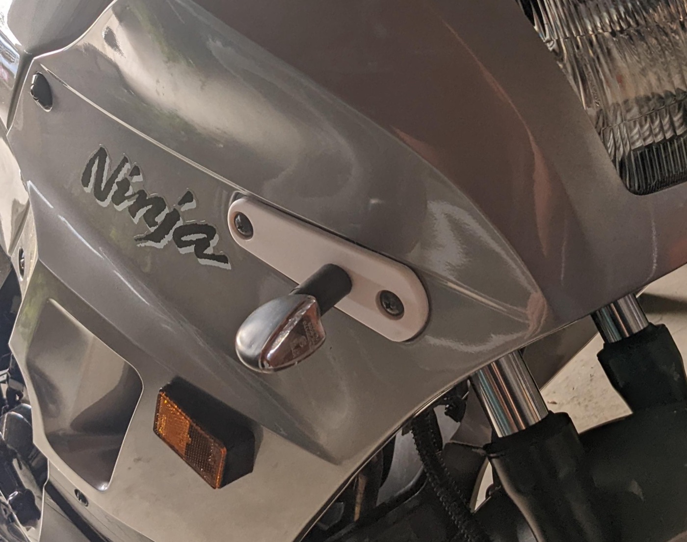 Kawasaki Ninja EX250 Ön/Arka Sinyal Montaj Aparatı