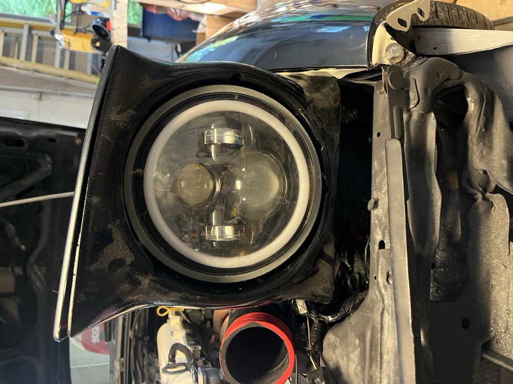 Mazda Miata NA Far Tutucusu (NA01-51-033) görsel 2