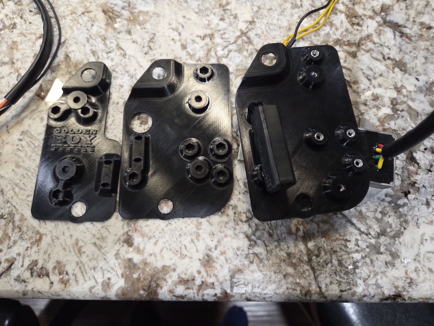 Kawasaki H1 CDI ve Regülatör Braket Plakası görsel 3
