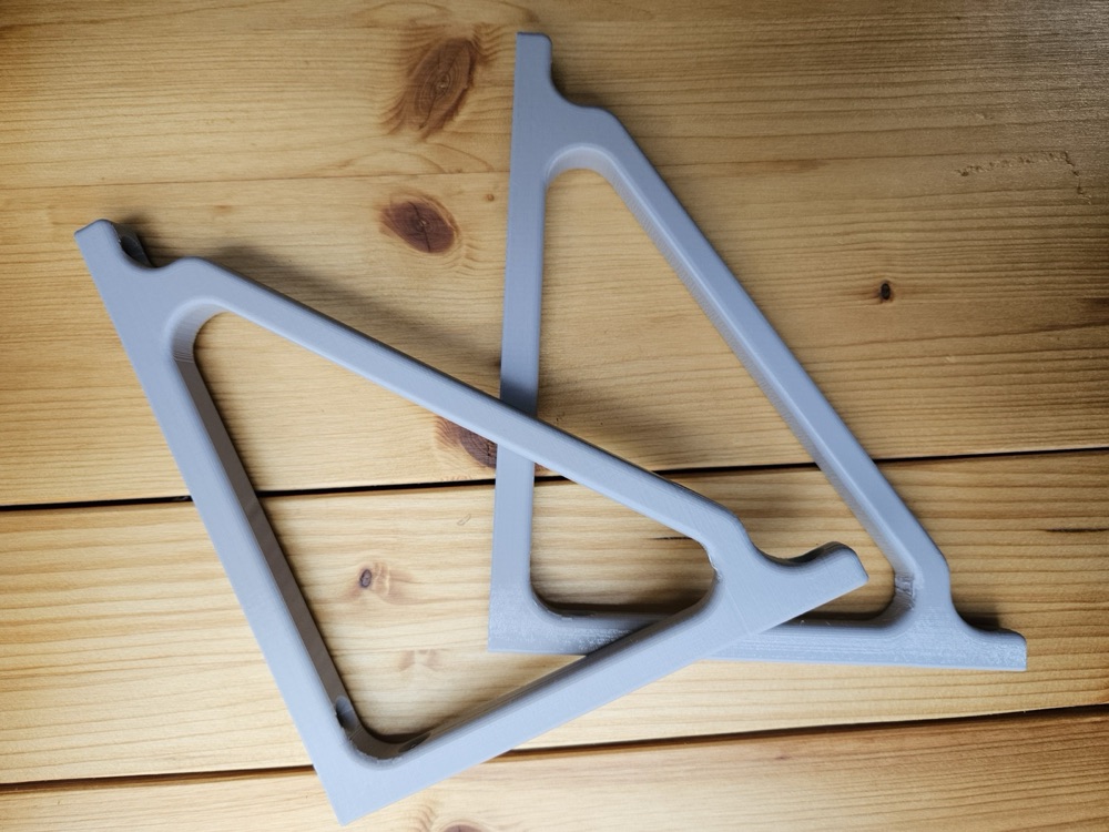 Dik Açılı Raf Braketi (İki Boy: 210 × 250 ve 160 × 190 mm)