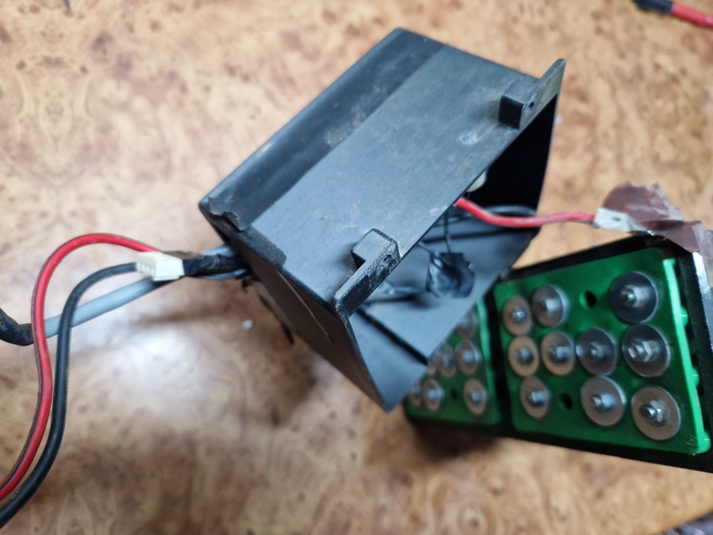 E-Bisiklet Pil Paketi Kutusu (10S4P, 36V) görsel 2