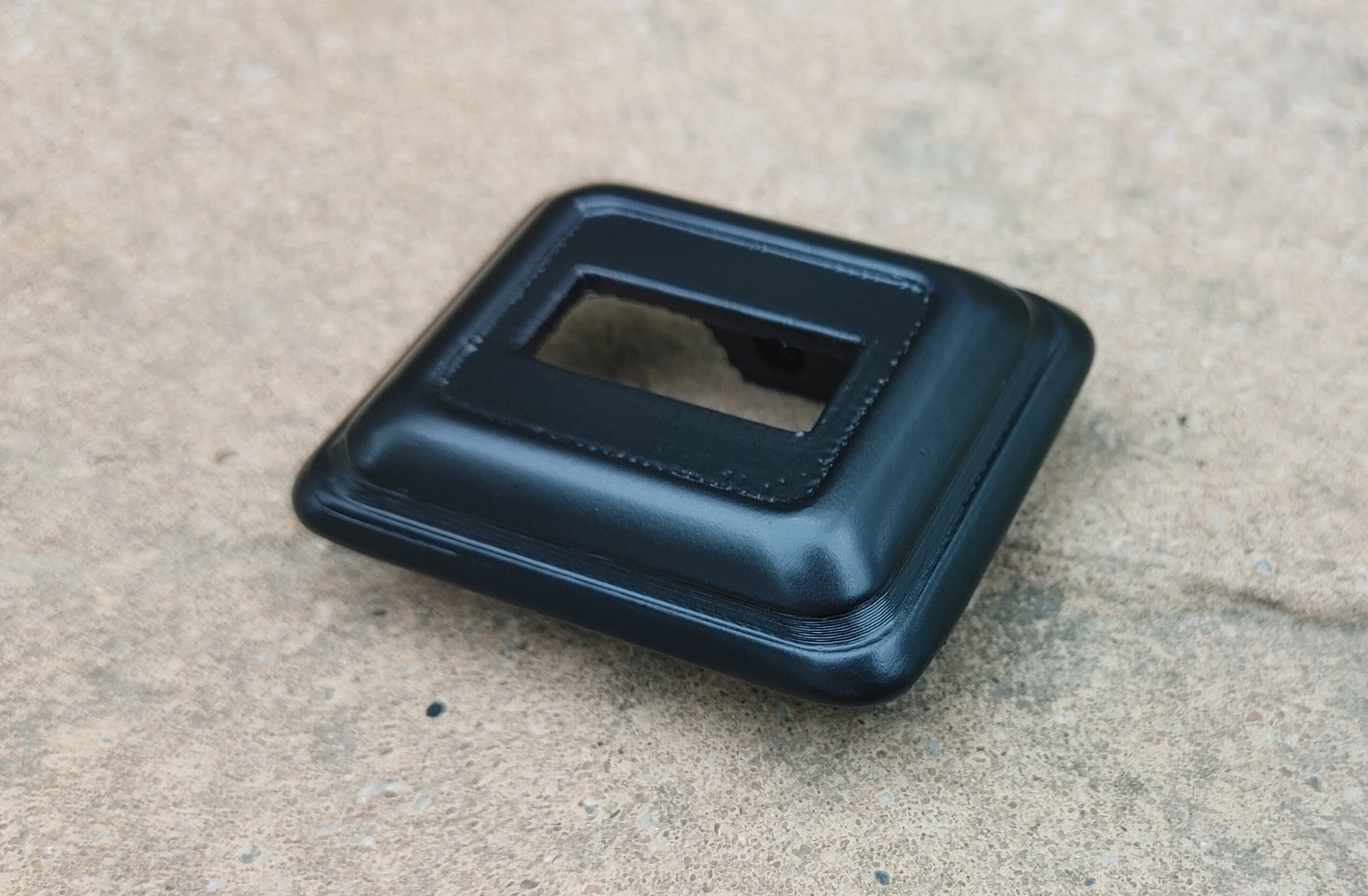 Fiat 126p Kapı Kolu Rozeti (Dikdörtgen)