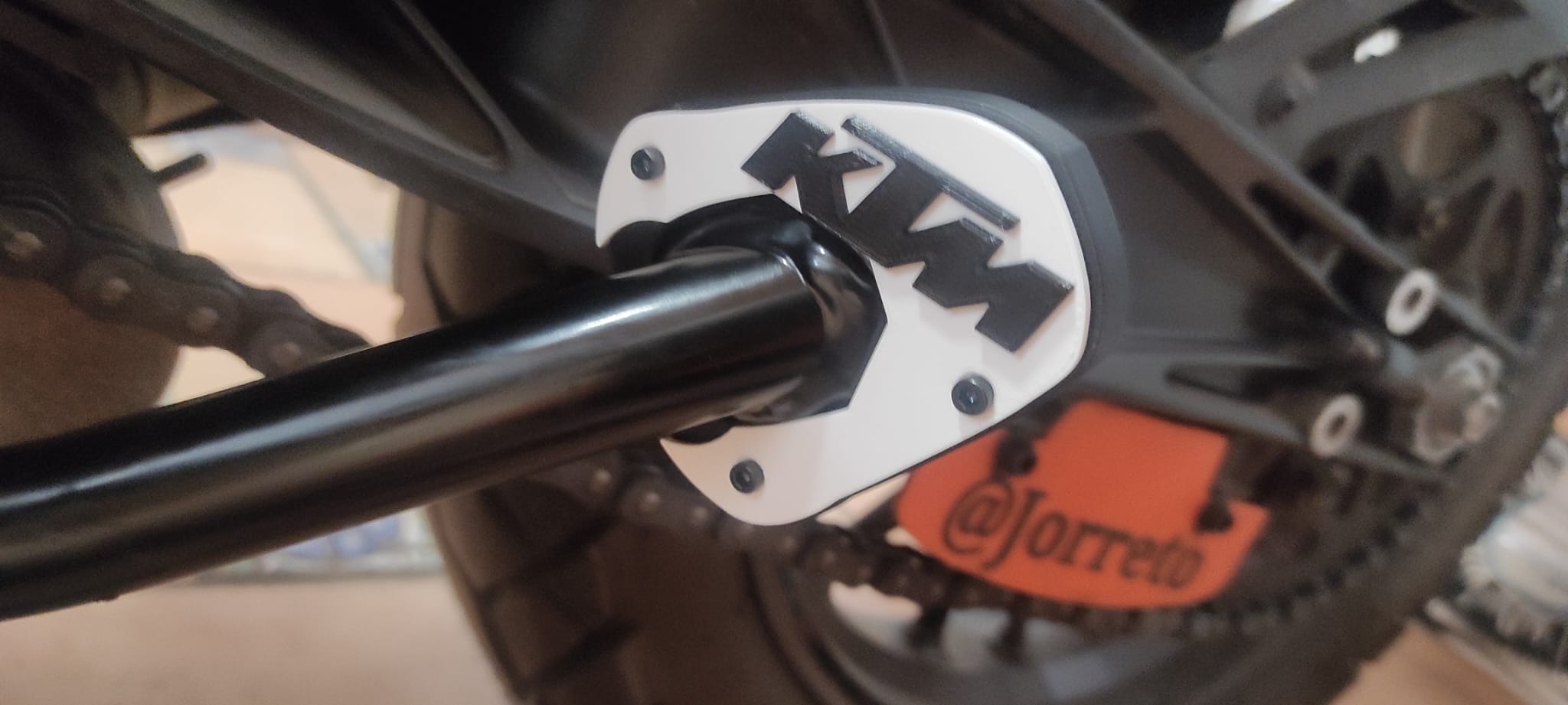 KTM 390 Adventure Yan Sehpa Tabanı görsel 4