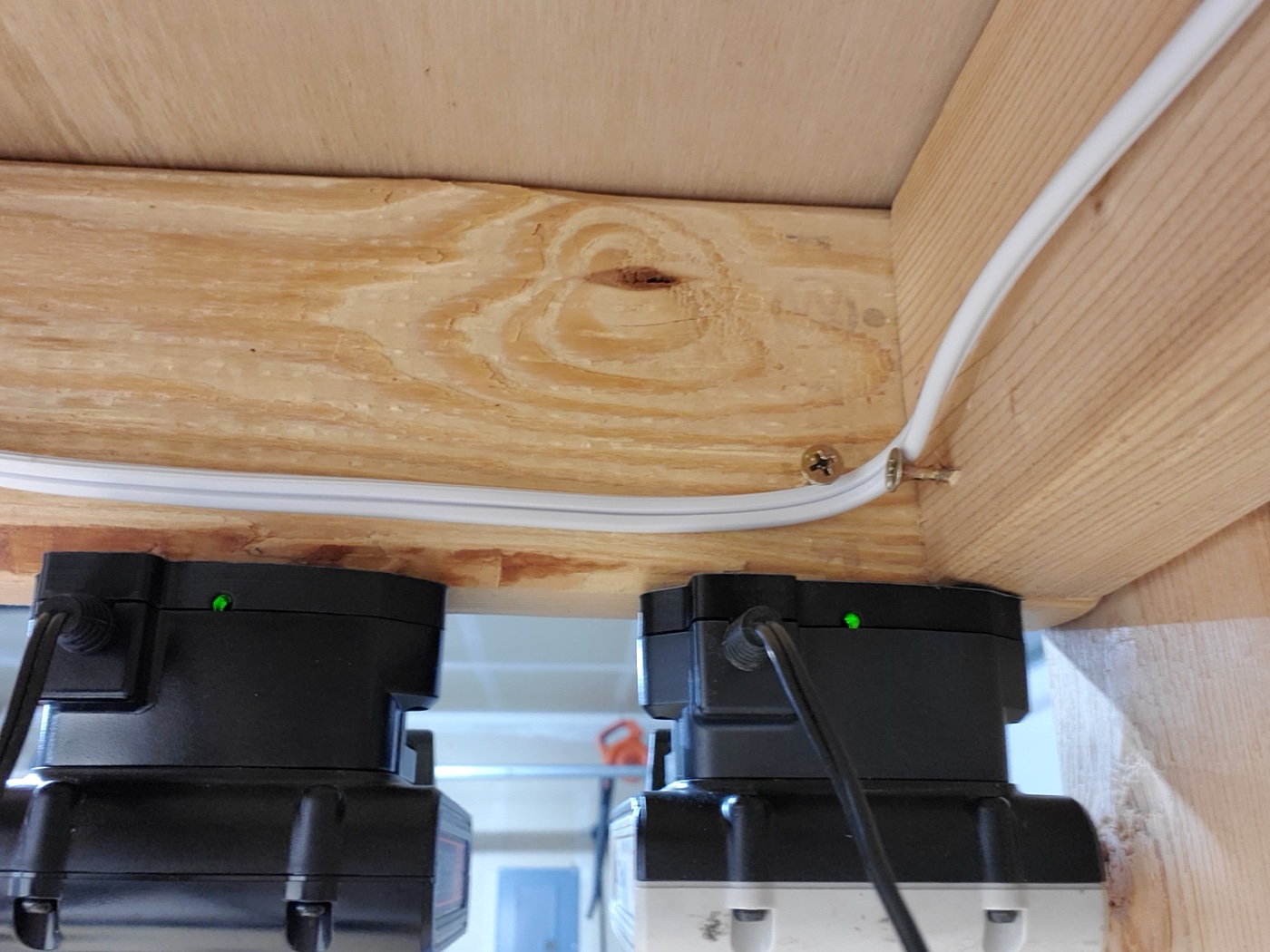 Black and Decker 20V Şarj Cihazı Montaj Plakası görsel 2