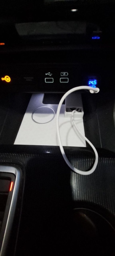 Honda Civic 11. Nesil MagSafe Şarj Tutucusu