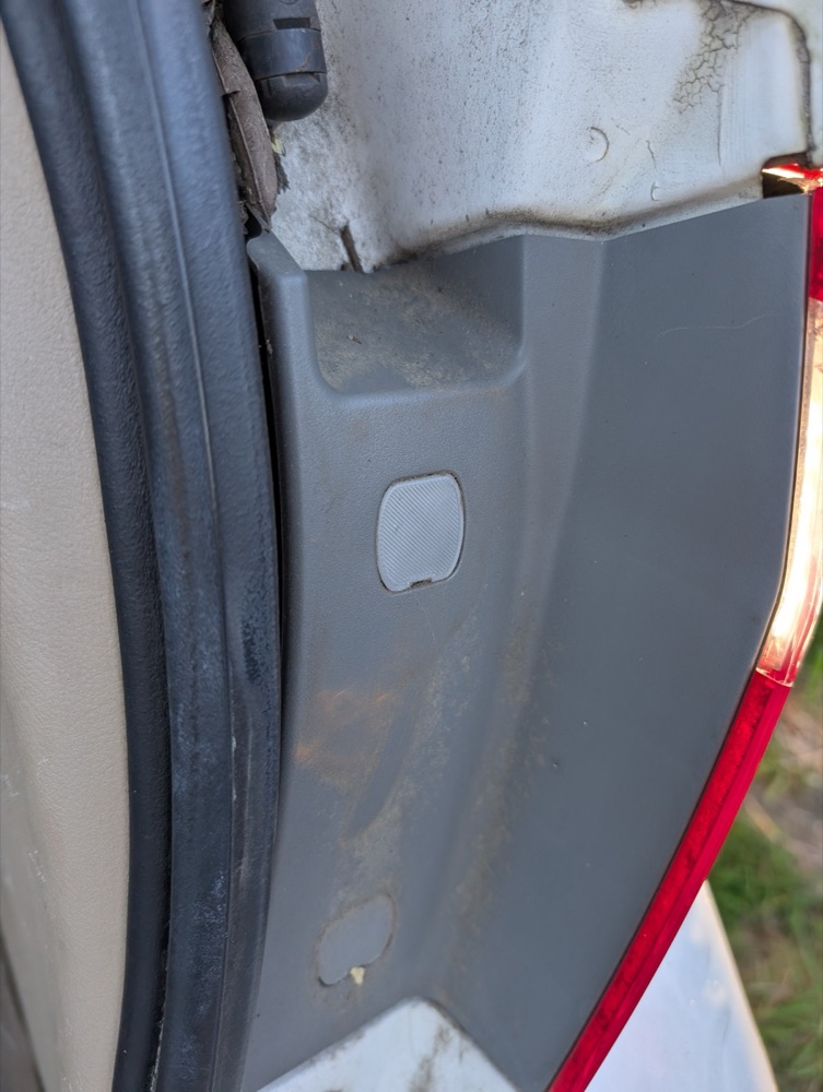 Honda Odyssey Stop Lambası Vida Kapağı (2005-2010)