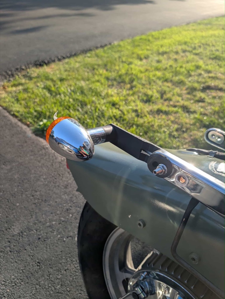 Honda Shadow VT1100C Arka Sinyal Uzatma Braketi görsel 4