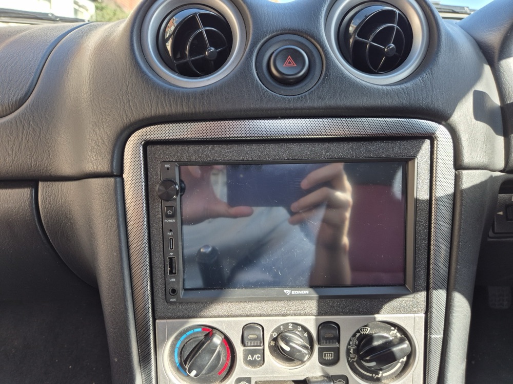Mazda MX-5 Çift DIN Çerçeve (Eonon UX6S Uyumlu)