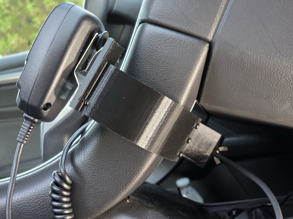 Ford Fusion 2016 Telsiz Mikrofon Tutucu Aparatı görsel 3