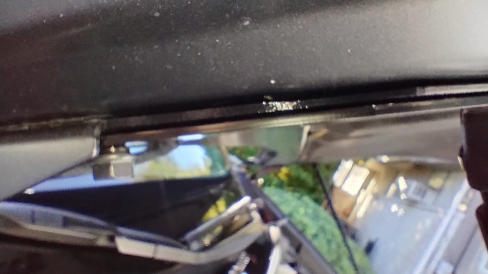 Lexus UX Kaput Gaz Amortisörü Braket Shimi görsel 4