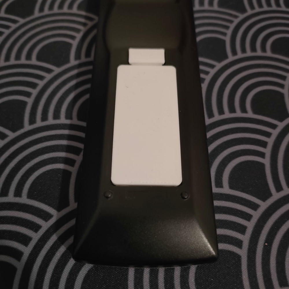 Yamaha WS40850 Kumanda Pil Kapağı görsel 2