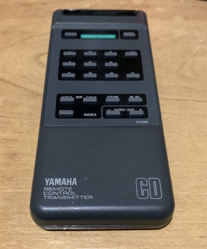 Yamaha CD Çalar Kumanda Pil Kapağı görsel 2