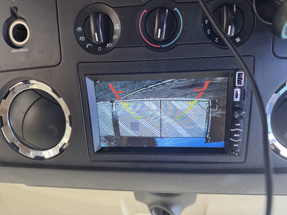 Ford F-250 7 inç Double-DIN Stereo Bezel
