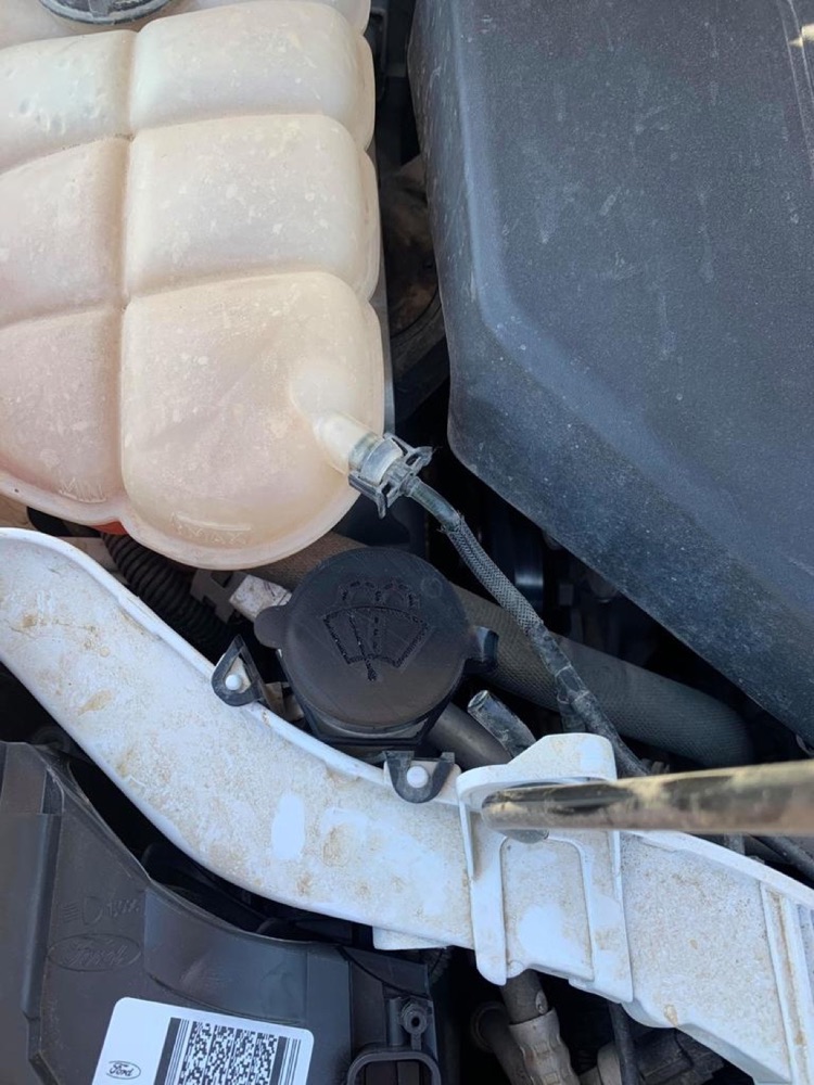 Ford Focus cam suyu kapağı