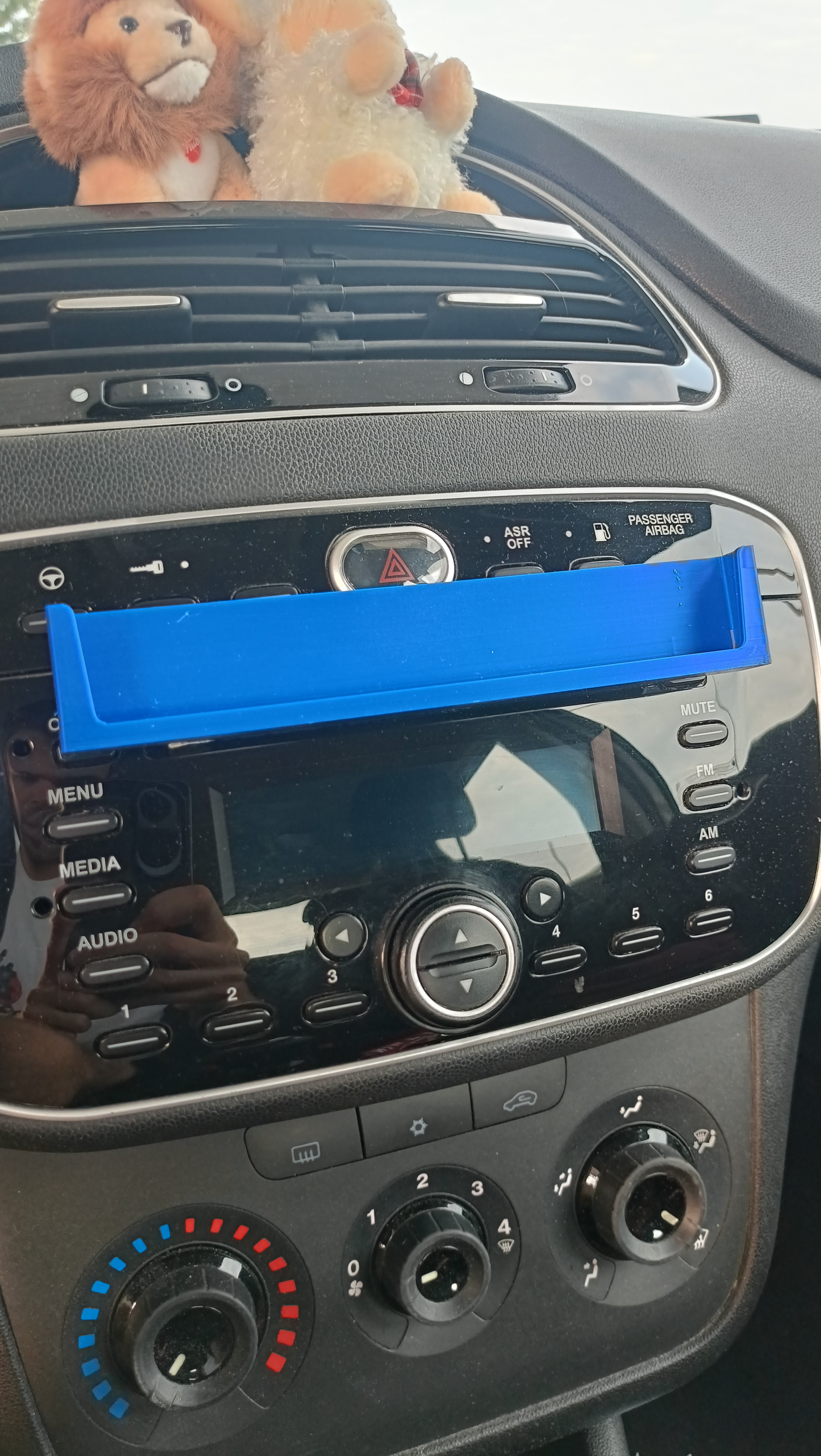Fiat Grande Punto Yatay Telefon Tutucu